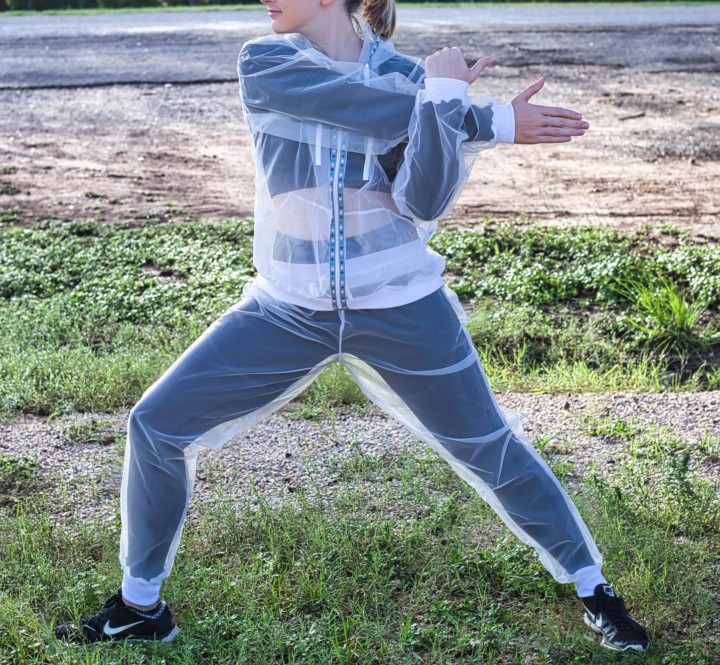 🦟 Mosquito Net Pants – Stay Outdoors, Bite-Free & Comfortable