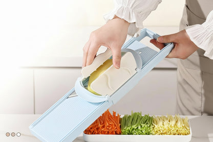 2-in-1 Multi-Function Handheld Slicer and Shredder, suitable for various vegetables and meats.