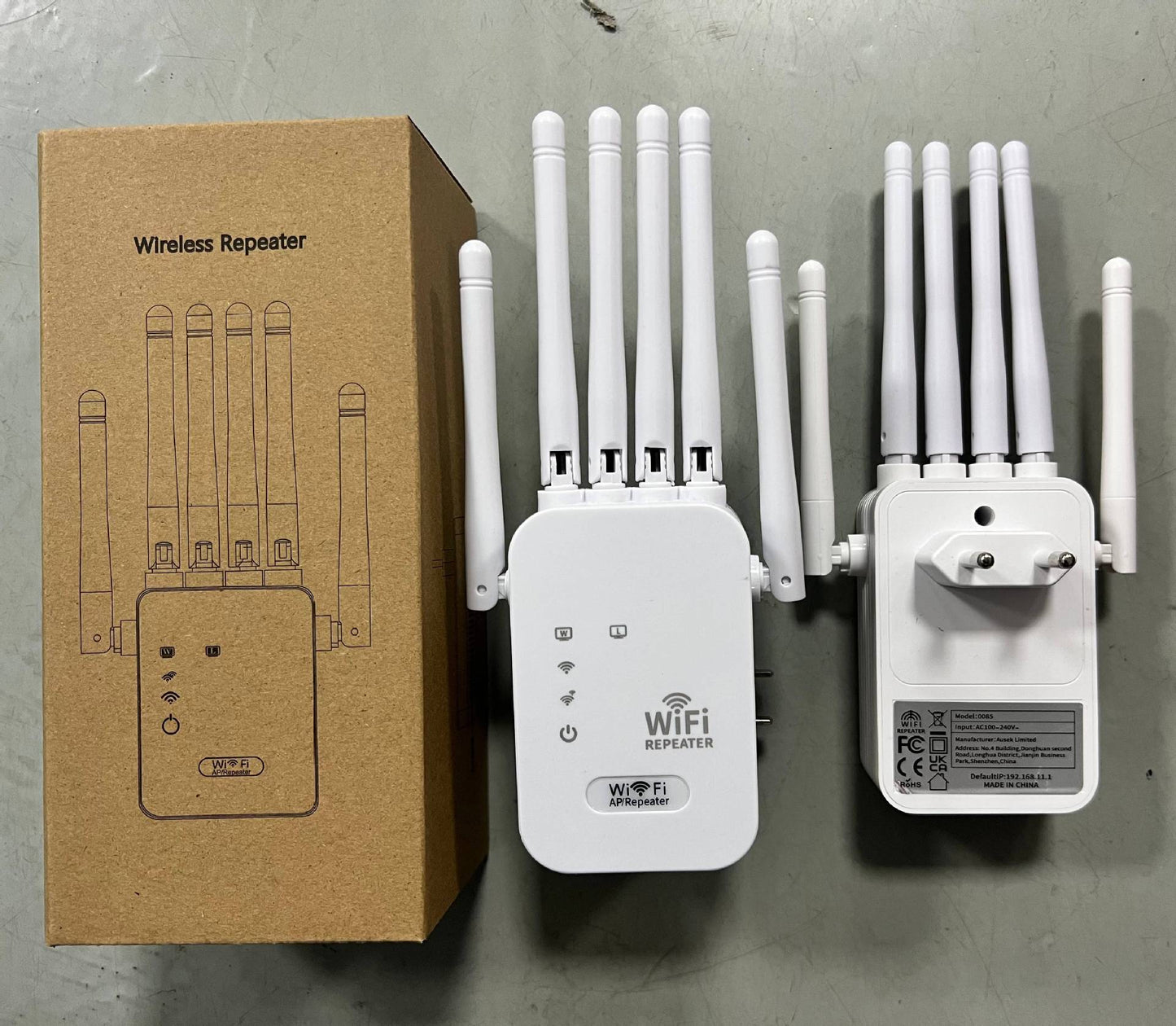 6-Antenna WiFi Signal Extender—1200Mbps Dual-Band Signal Booster