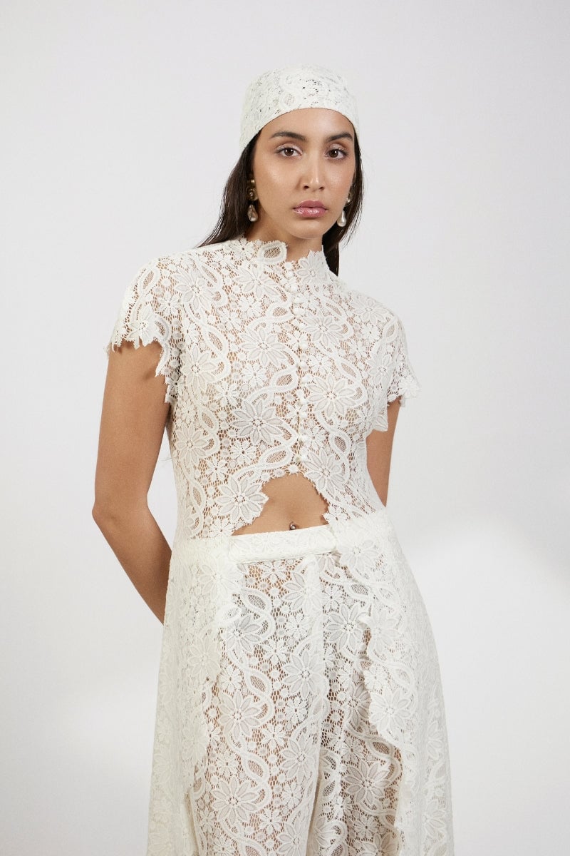 ⚡Hot Sales 49% OFF🔥2-Piece Boho Lace Set Sexy Halter Crop Top with Bell Sleeves & High-Waisted Wide-Leg Pants