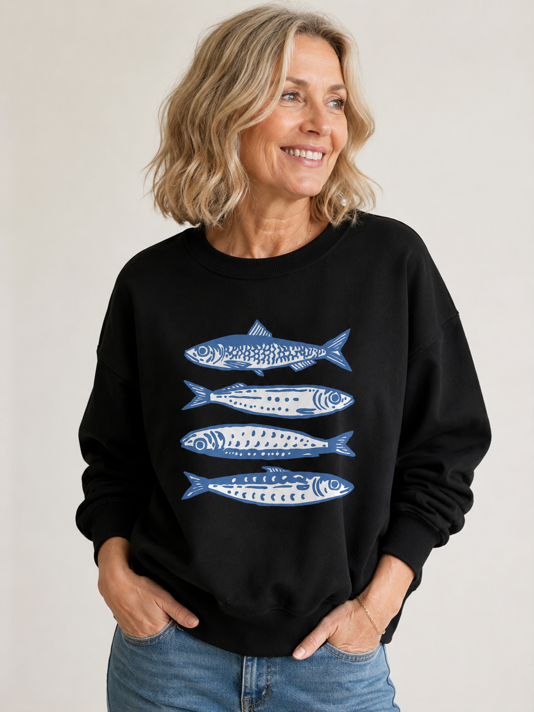 🐟 Trendy Pick 💙 Women’s Sardine Print Sweatshirt - Casual Crewneck Sporty Top