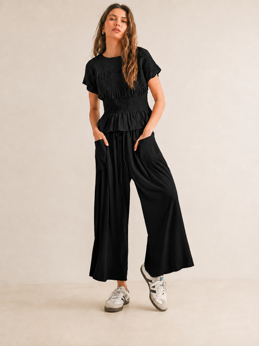 🎒 Back-to-School Special ✨ Women's Boho 2-Piece Set with Smocked Top & Wide-Leg Pants 👖