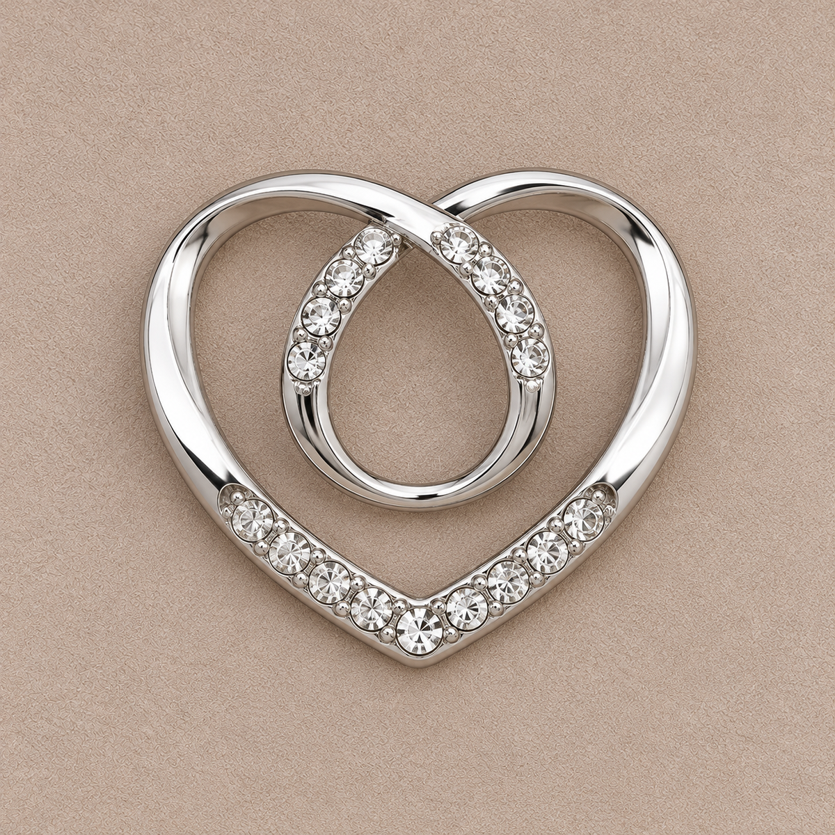 ✨ Fashion Accessory Deal – 4-Piece Metal Shirt Clips 💖 Stylish Round & Heart Clothing Clips for a Chic Secure Fit