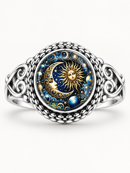 Vintage Sun and Moon Celestial Ring  ✨