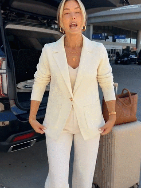 💼 Office Style Deal ✨ Women's Knit Sweater Blazer with Pockets & Slim Fit for Chic Workwear