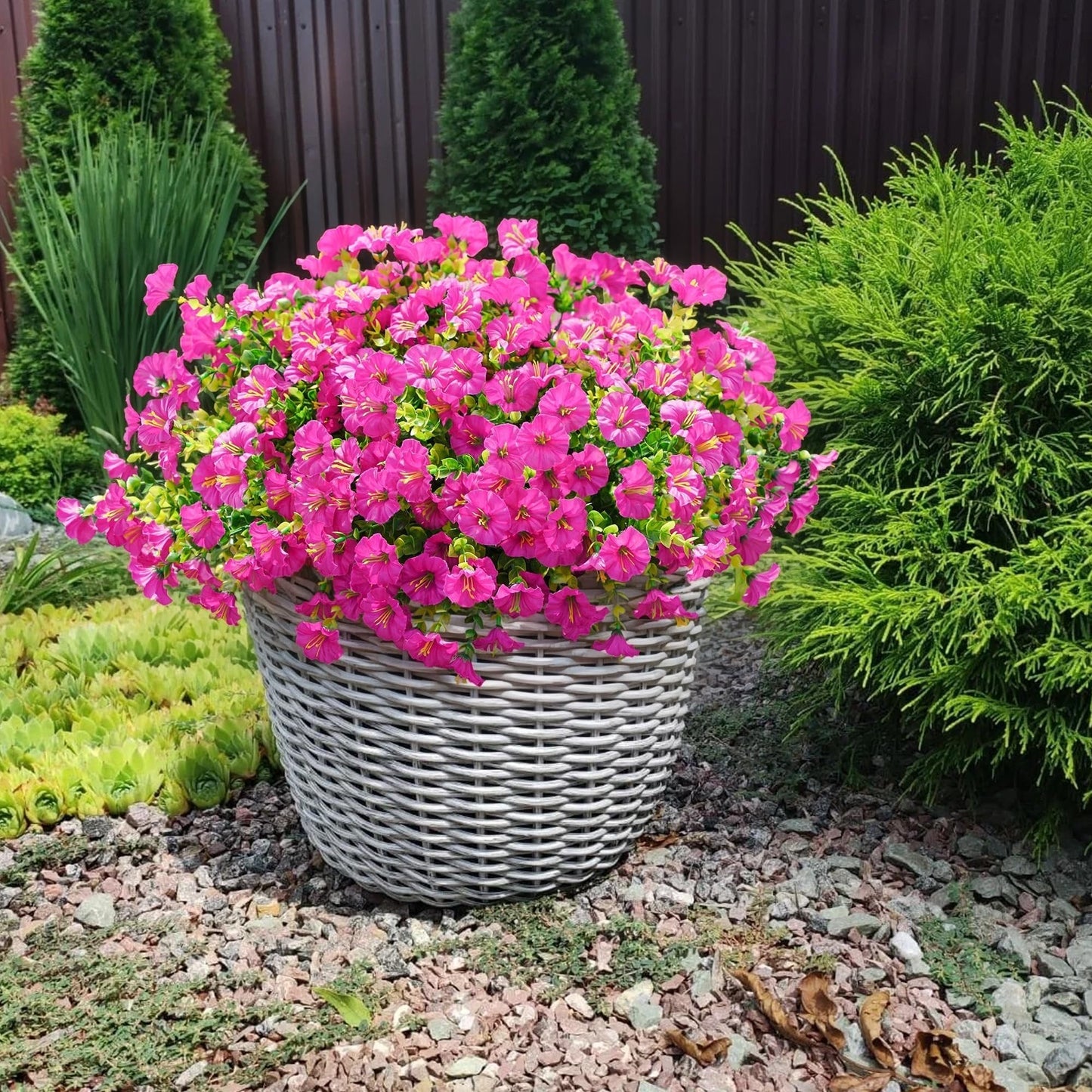 🌺UV Resistant Artificial Petunias Flowers